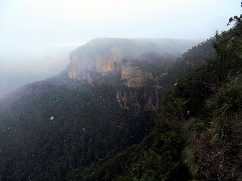 Snowy Govetts Leap.jpg