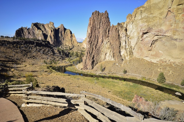 Smith Rock (23) (640x424).jpg