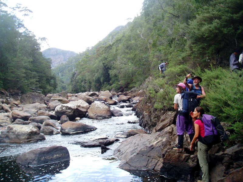 Leven River @ start of Loongana Ra ascent.JPG