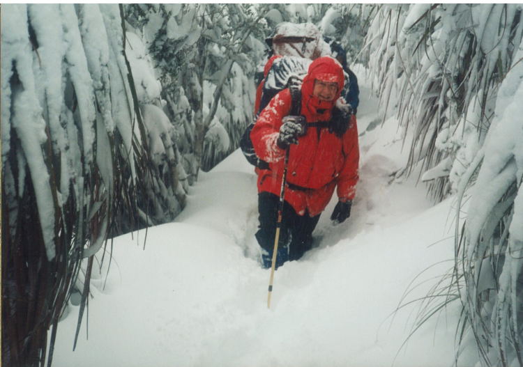 Snowy Man_10.JPG