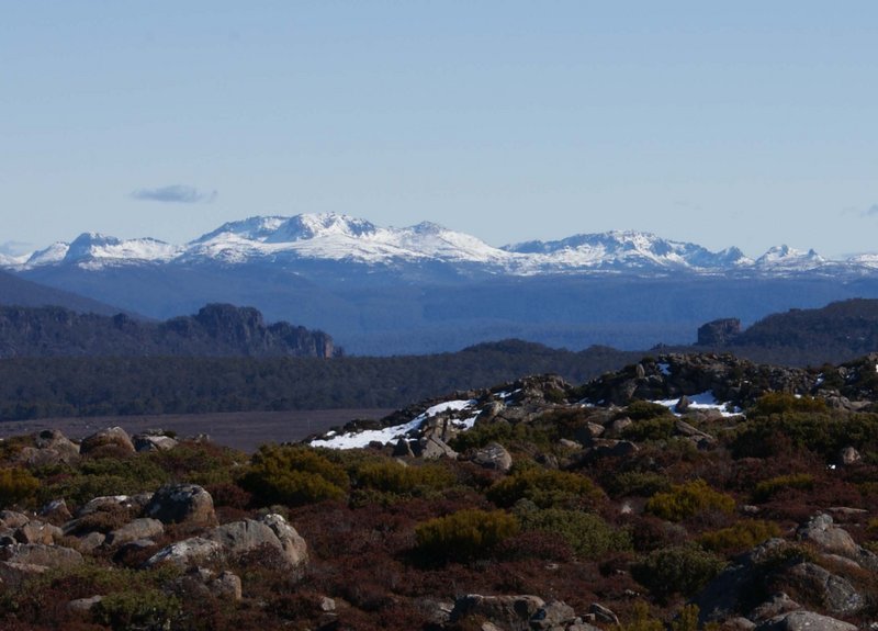 Mt Ossa from Mt Parmeener.jpg