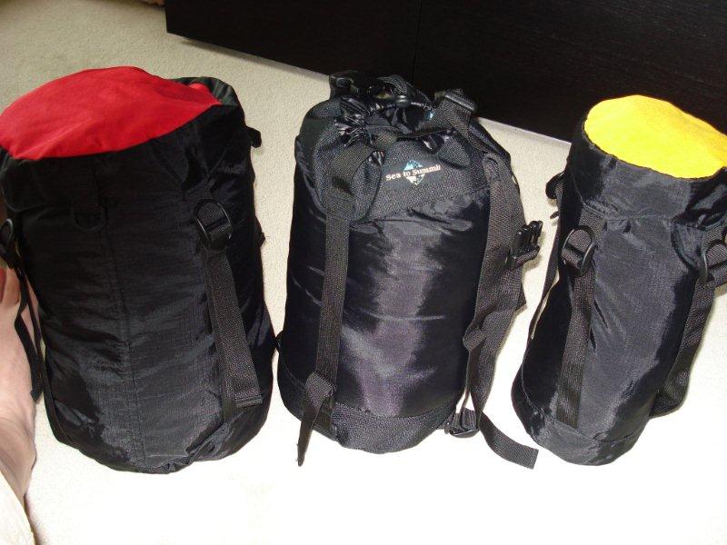 S2S compression sacks side by side (uncompressed).jpg