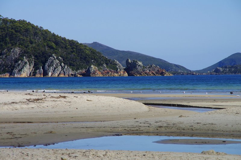 0320tasBeach.jpg