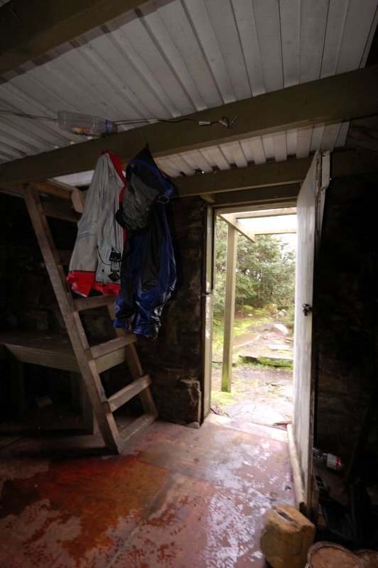 high camp hut.JPG