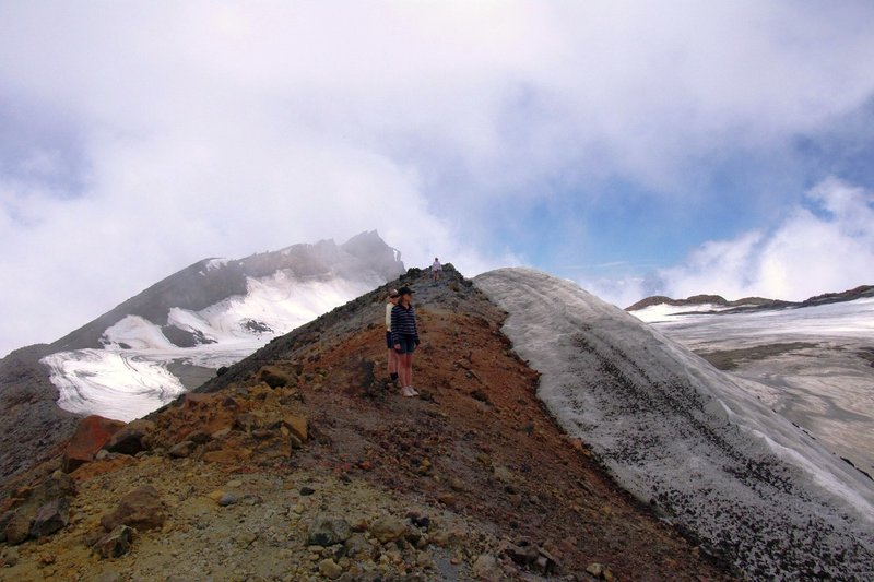 1401OnGlacierKnob.jpg